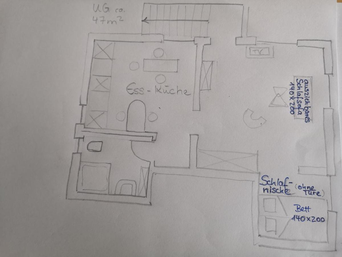 Freundliche Ferienwohnung Bad Urach Εξωτερικό φωτογραφία